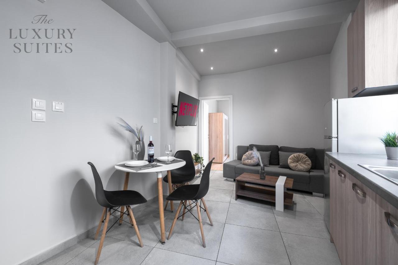 Upper Floor, The Luxury Suites سالونيك المظهر الخارجي الصورة