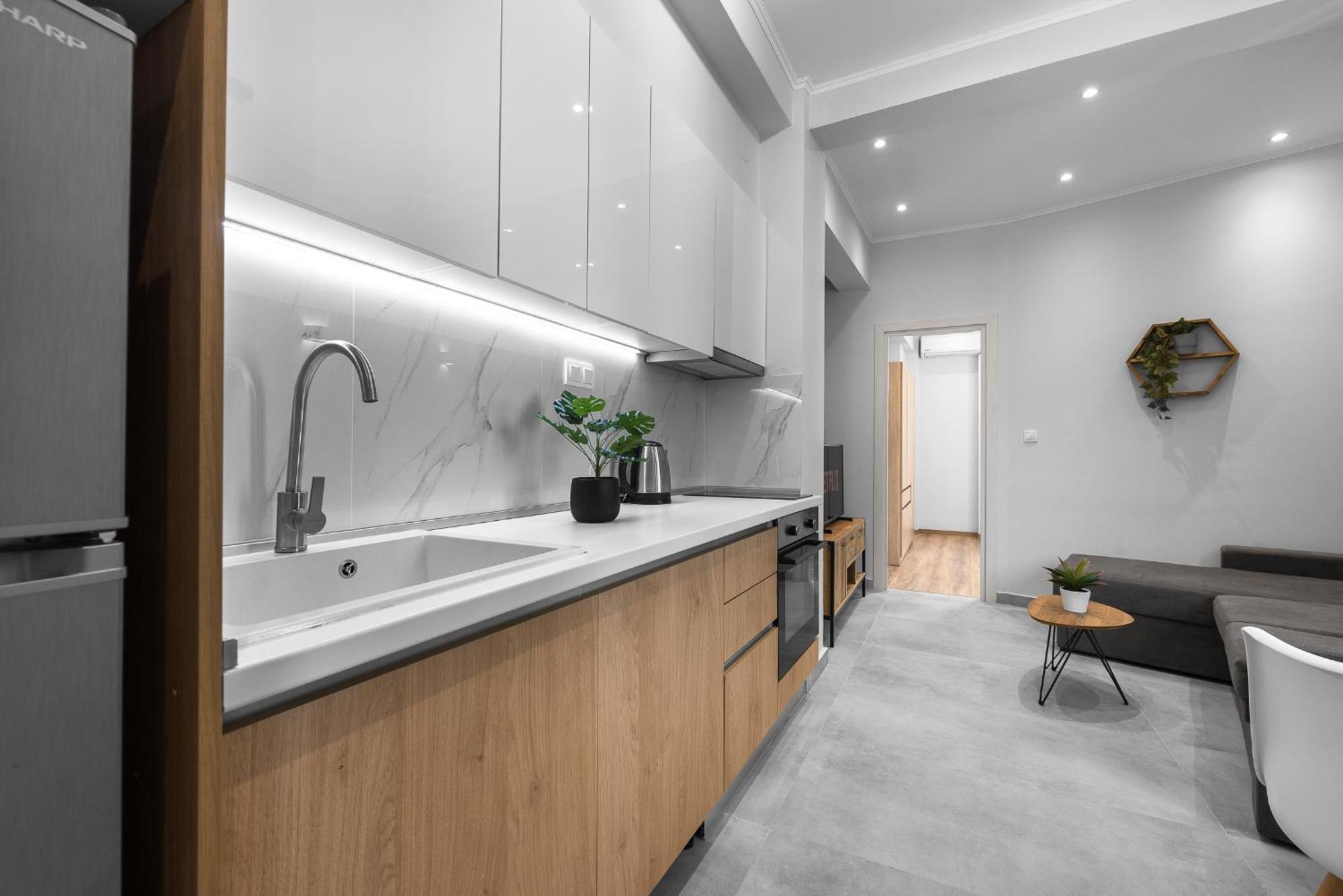 Upper Floor, The Luxury Suites سالونيك المظهر الخارجي الصورة