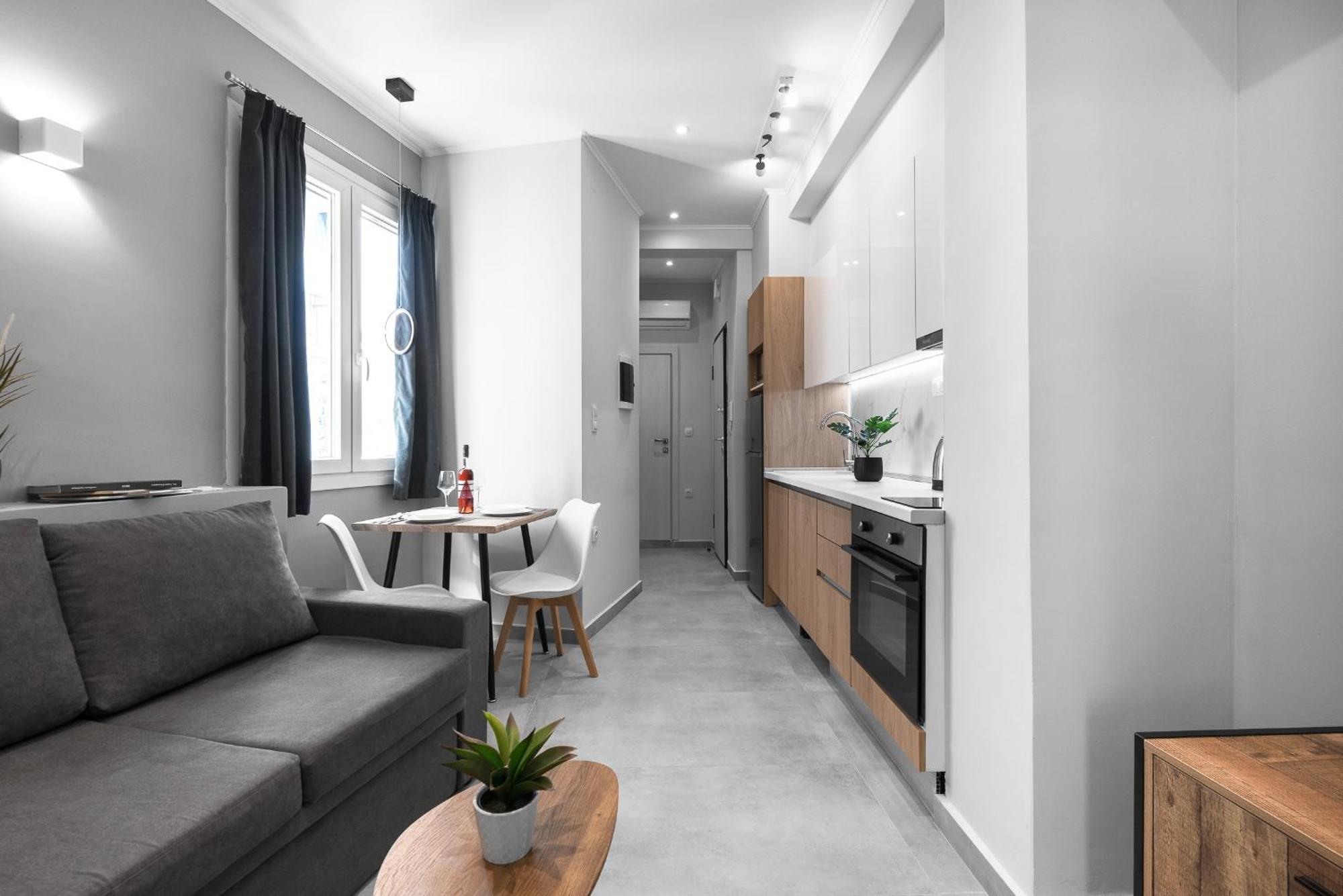Upper Floor, The Luxury Suites سالونيك المظهر الخارجي الصورة